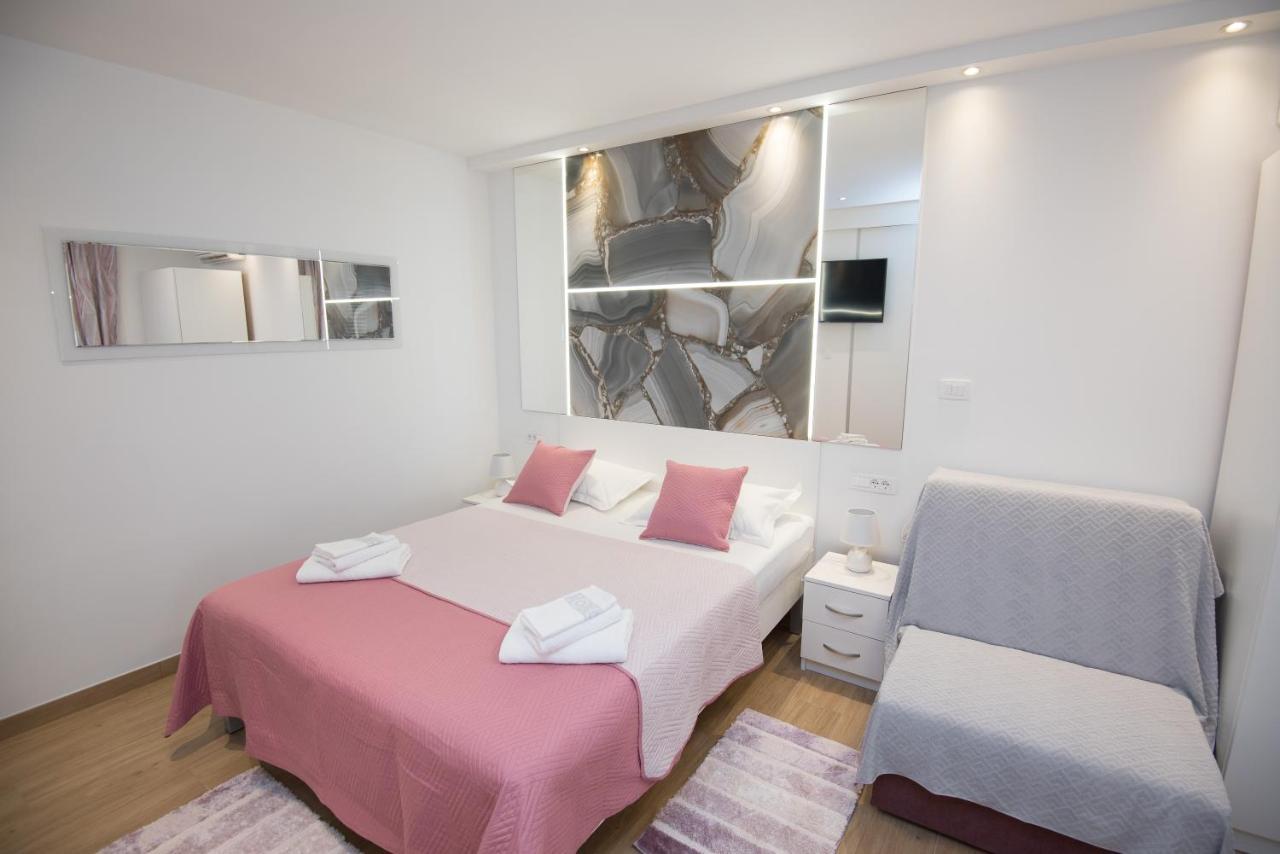 Luxury Studio Apartment Honeymoon Split Exteriér fotografie